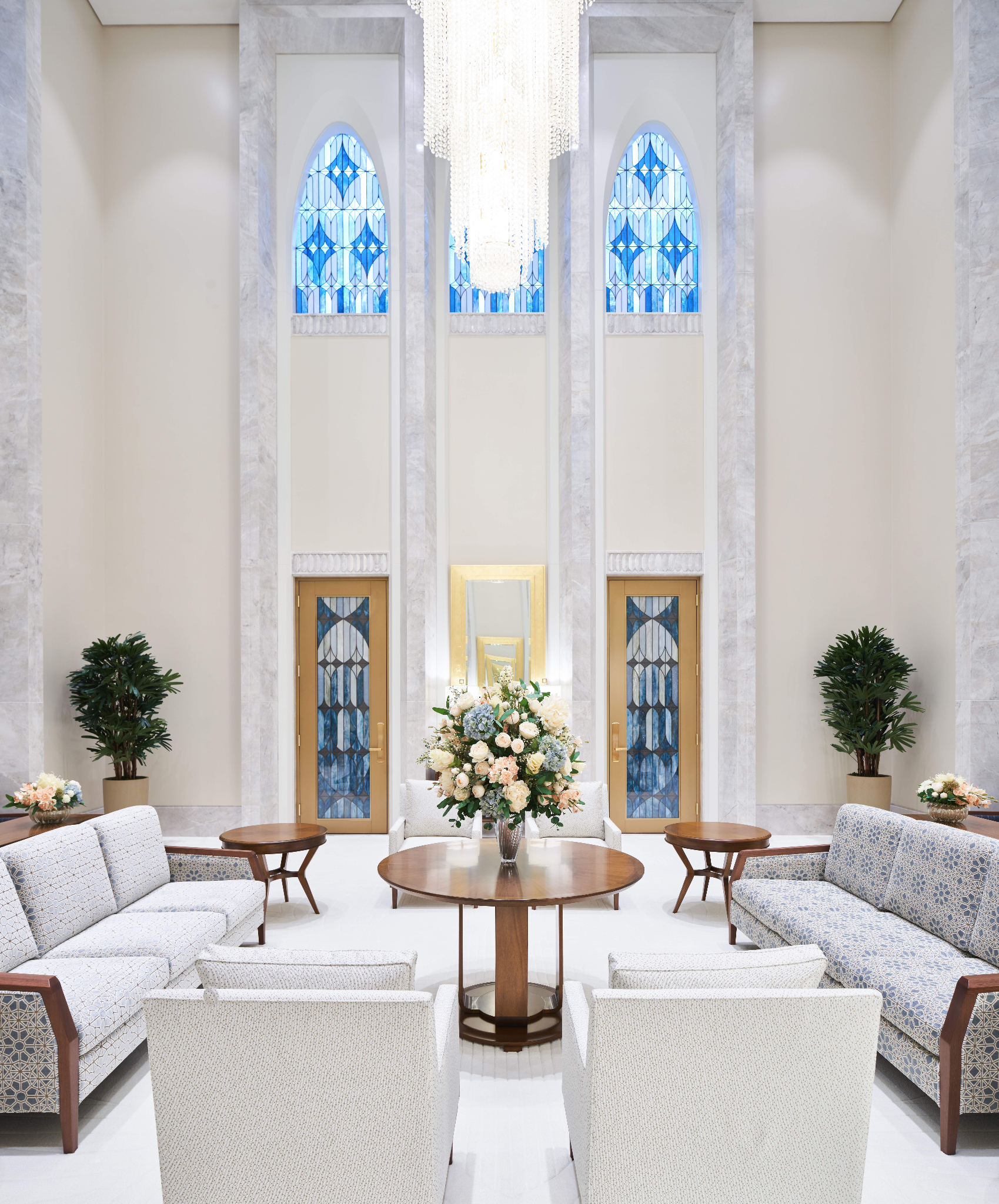 A white room in the Brasília Brazil Temple.