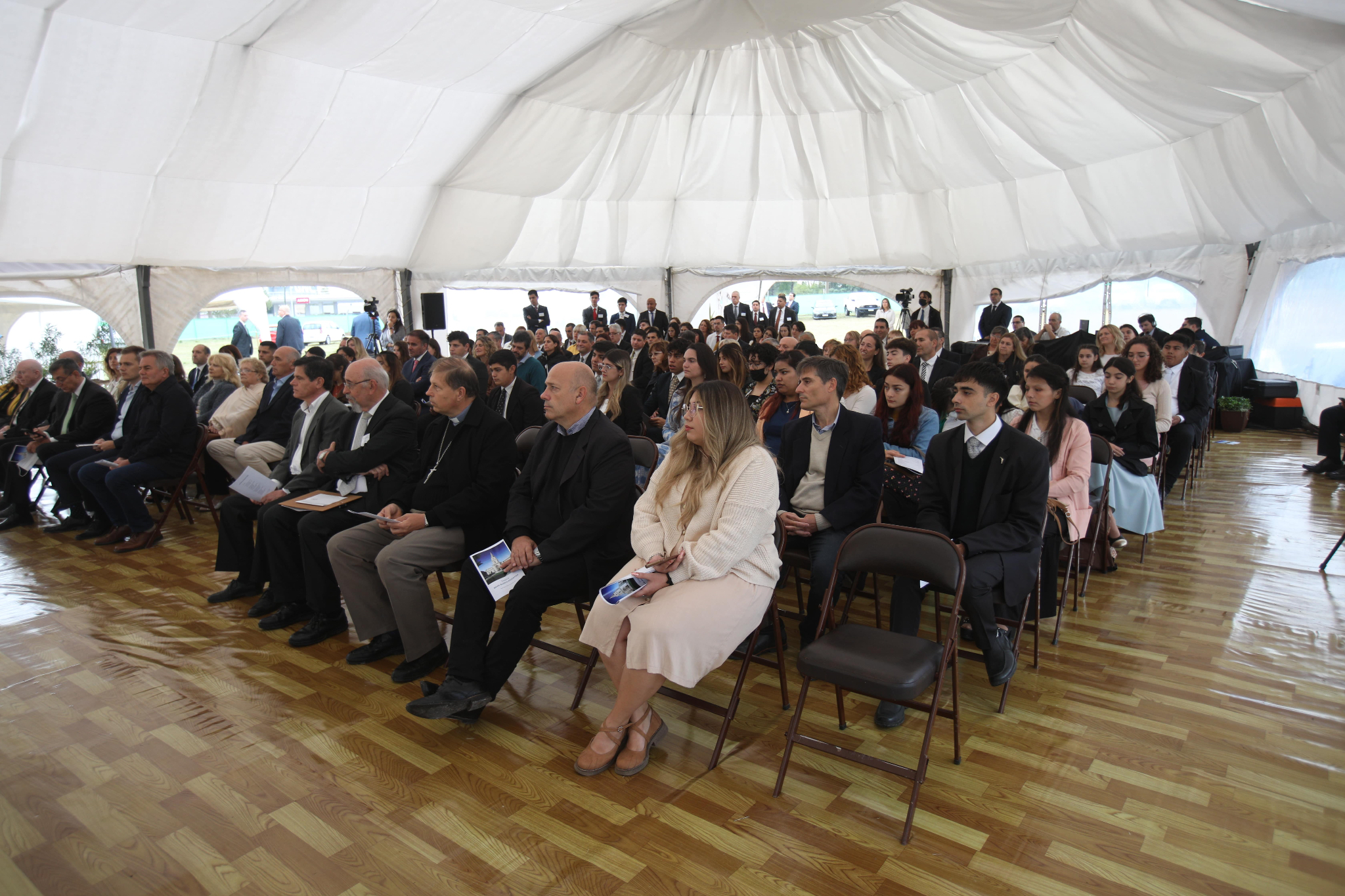 Bahia-Blanca-argentina-temple-groundbreaking-2.jpg